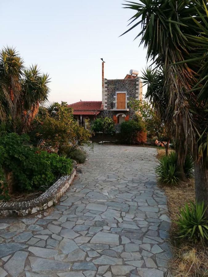 Theasea House With Garden Apartment Riglia Exterior foto