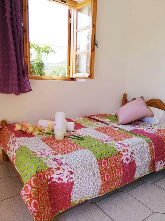 Theasea House With Garden Apartment Riglia Exterior foto